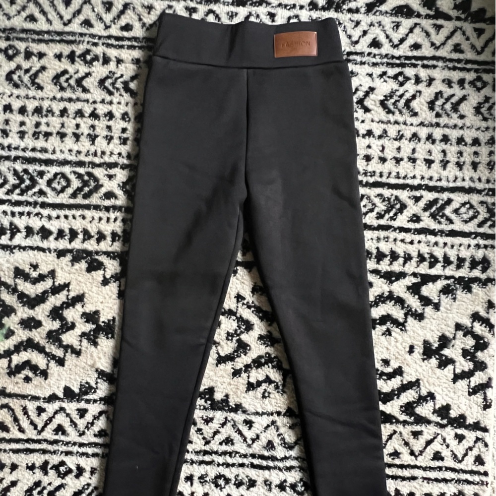 Fuax Fur Lined Black Leggings For Winter Size XS